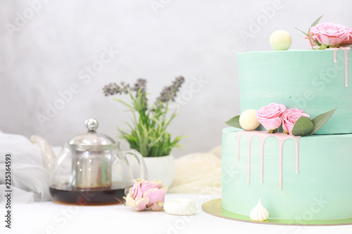 Confectionery flavored cakes for a holiday