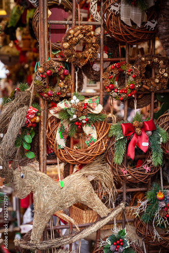 Decorazioni Natalizie, Mercatino di Natale, Bolzano, Trentino Alto Adige