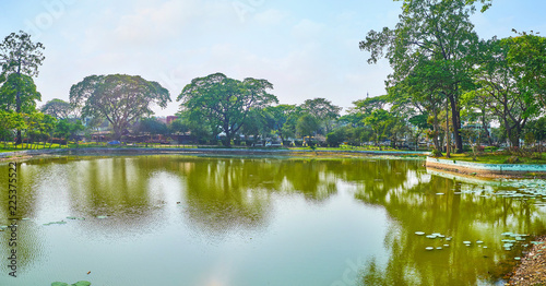 Relax in Kandawgyi Park, Yangon, Myanmar photo