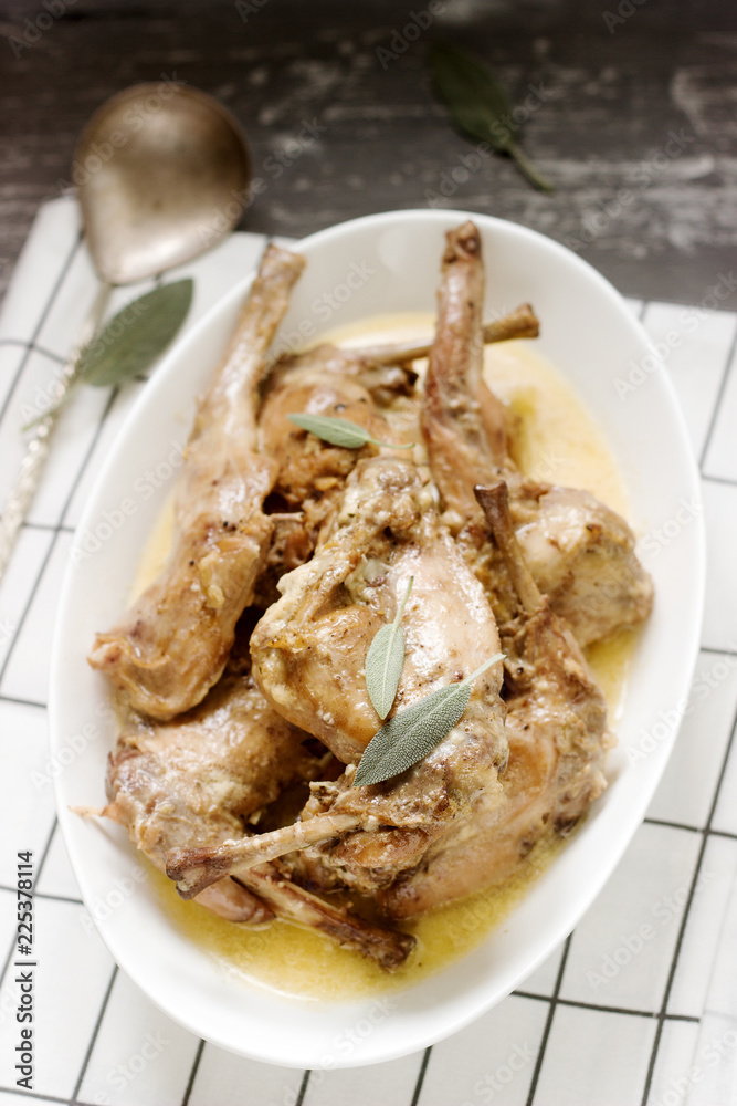 Rabbit stew in a sauce of wine and cream with the addition of mustard, garlic, thyme and sage.