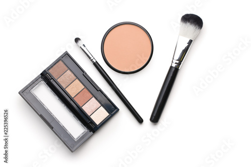 Fényképezés The makeup products. Brush and eyeshadow powder.