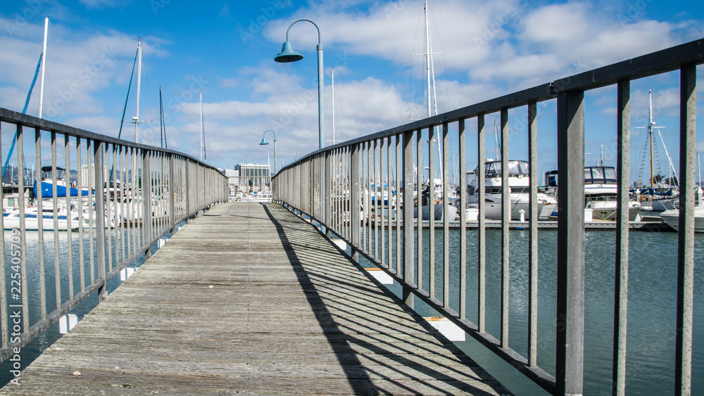 Fototapeta premium marina pier deck