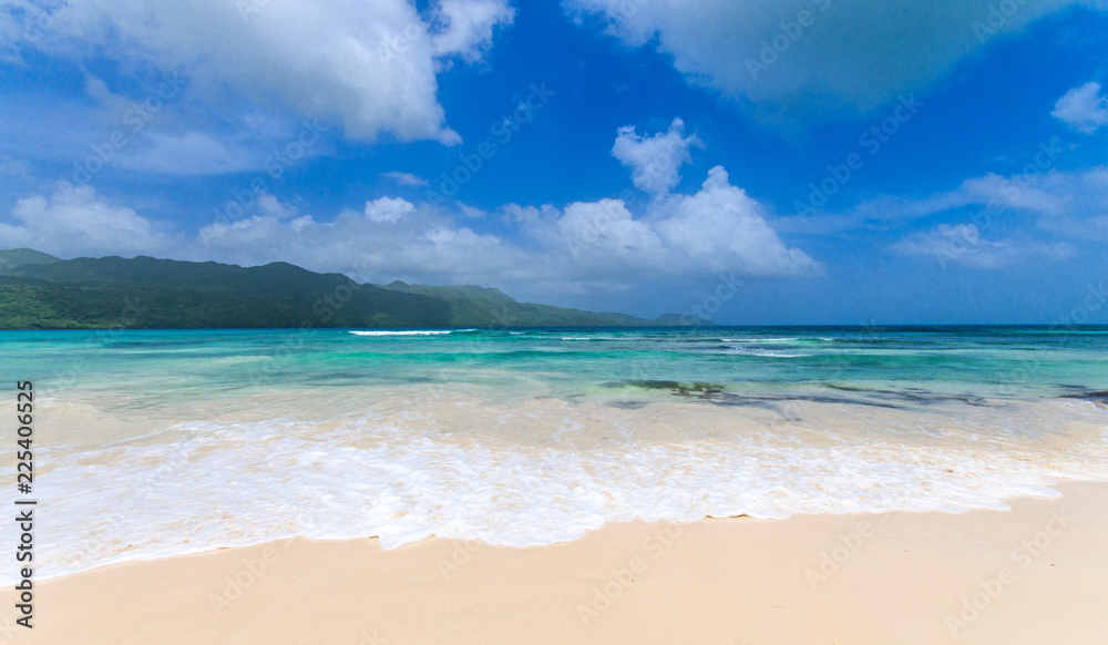 Ferien, Tourismus, Sommer, Sonne, Strand, Auszeit, Meer, Glück, Entspannung, Meditation, Palmen, Mangroven: Traumurlaub an einem einsamen, karibischen Strand :) Ferien, Tourismus, Sommer, Sonne, Strand, Auszeit, Meer, Glück, Entspannung, Meditation, Palmen, Mangroven: Traumurlaub an einem einsamen, karibischen Strand :)