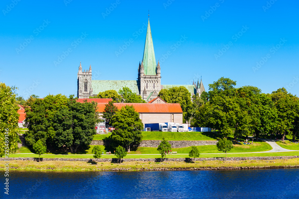 Fototapeta premium Nidaros Cathedral in Trondheim