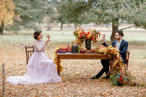 Canvas Print Wedding dinner for two. The autumn wedding.