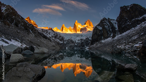 Cuadro en lienzo Amanecer Laguna Sucia