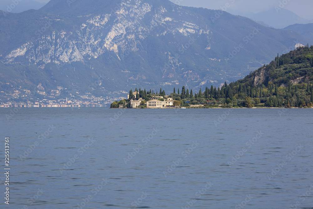 Lake Garda, the largest lake in Italy, situated on the edge of the Dolomites, Italy Lake Garda, the largest lake in Italy, situated on the edge of the Dolomites, Italy