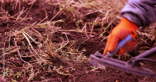 Metal detector search for non-ferrous metal jewelry in the territory of the former Soviet Union.