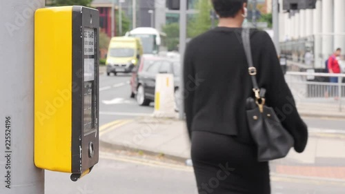 Wallpaper Mural Pedestrian crossing in the UK Torontodigital.ca