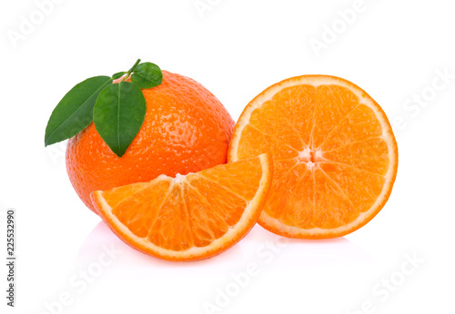 Fototapeta Naklejka Na Ścianę i Meble -  mandarin orange isolated on white background