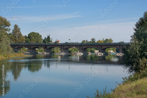 ponte sul fiume adda © coloroby