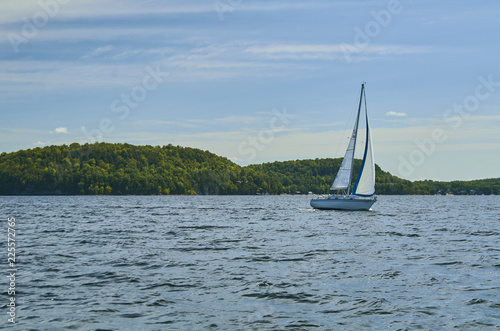 Sailboat on lake Champlain 286