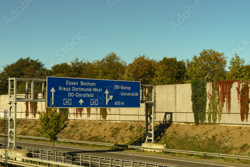 Blick auf die A 40 in Höhe der Dortmunder Innenstadt photo