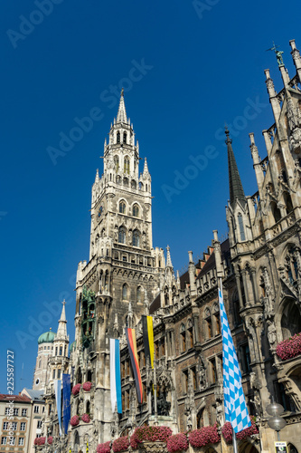 Obraz na płótnie The clock tower of the new City Hall (Rathaus) in Marienplatz is a famous building in Gothic architecture - Munich, Bavaria, Germany, Europe w salonie