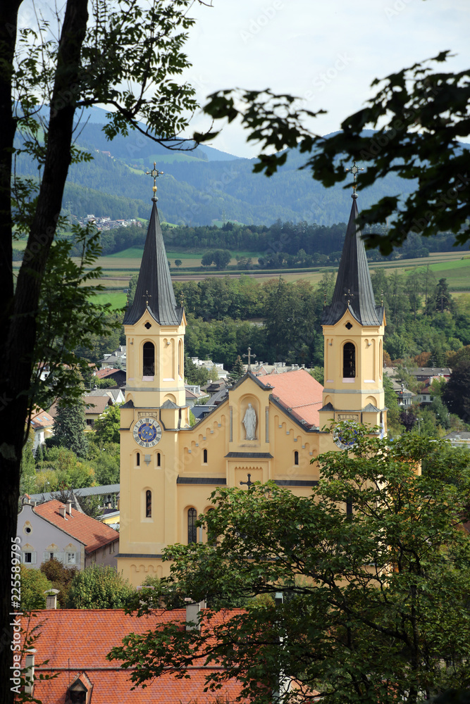 Pfarrkirche Maria Himmelfahrt - Blick vom Burgberg, Bruneck