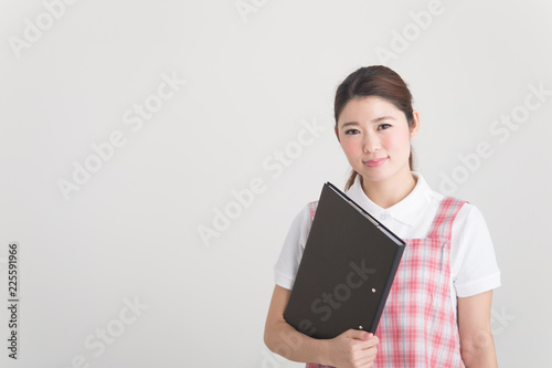 保育士・女性・白バック photo