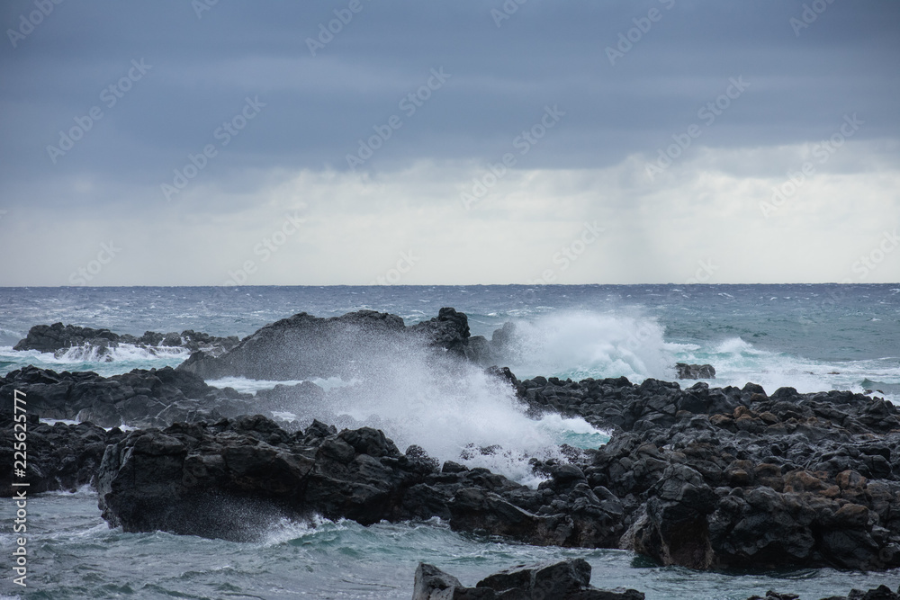 Ocean Waves Oahu