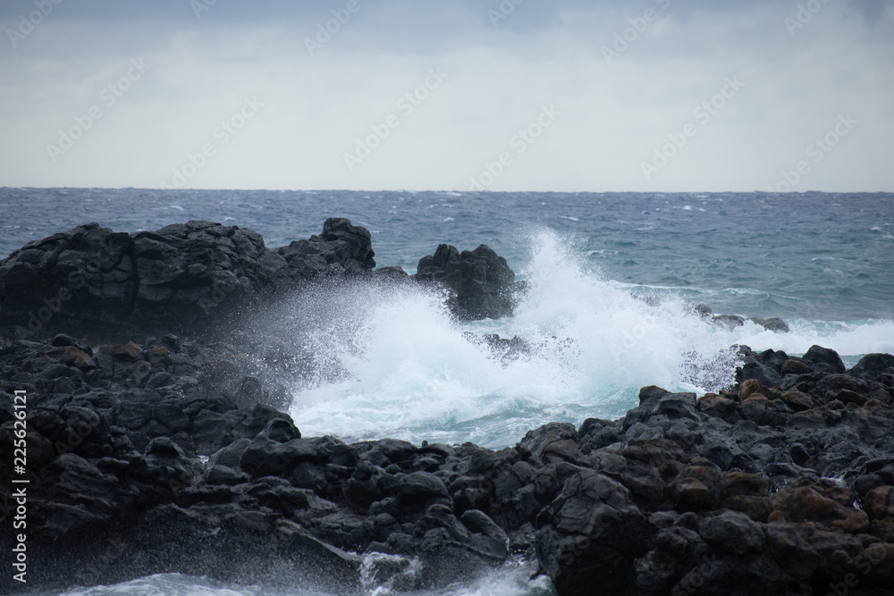 Ocean Waves Oahu