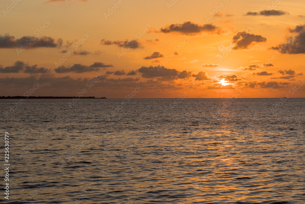 インド洋の美しい日の出