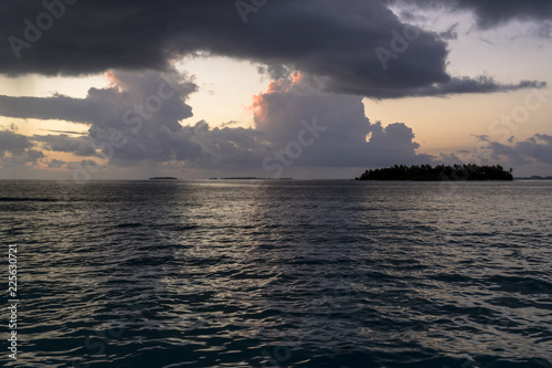 インド洋の美しい日の出