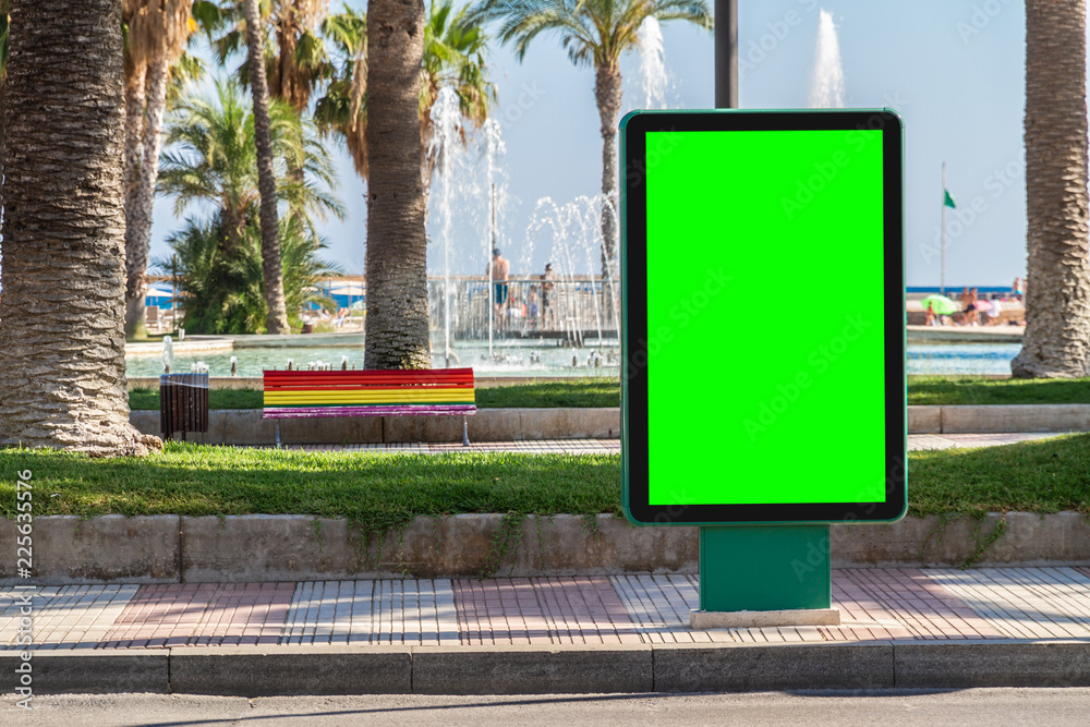 Obraz premium Outdoor billboard advertisement in seaside resort city mockup