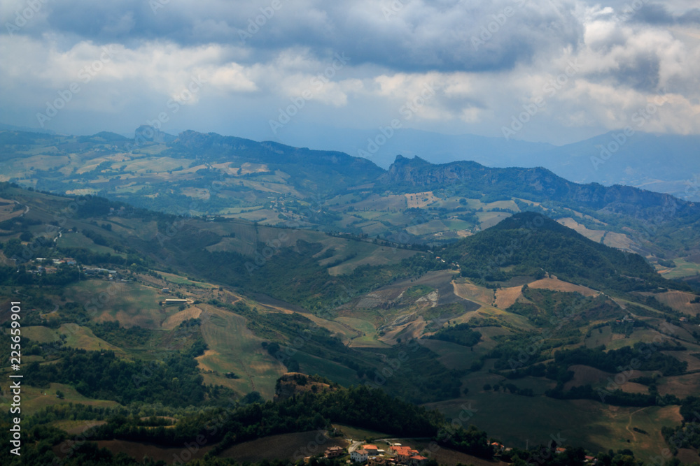 Fototapeta premium Landschaft in San Marino