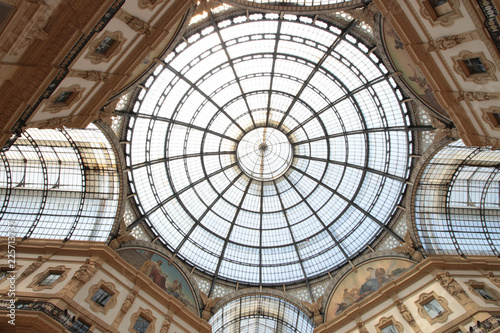 Galleria Vittorio Emanuele II is one of the world's oldest shopping malls. It was designed in 1861 and built by architect Giuseppe Mengoni between 1865 and 1877.
