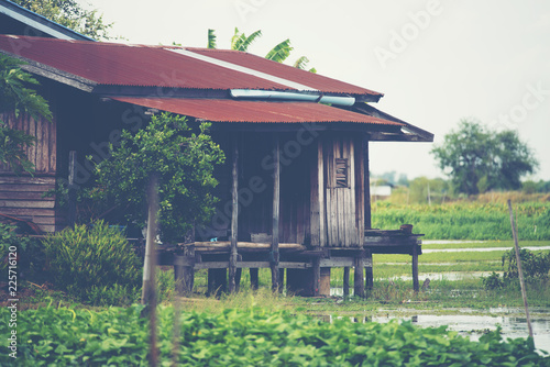 The floating house rafting ...