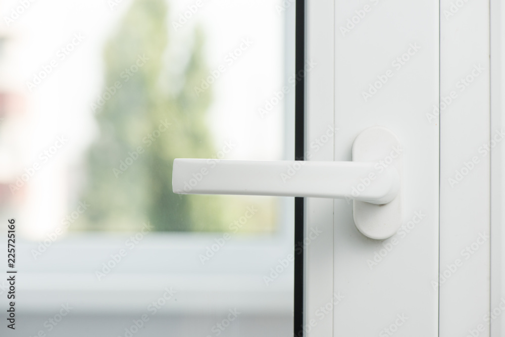 plastic window
