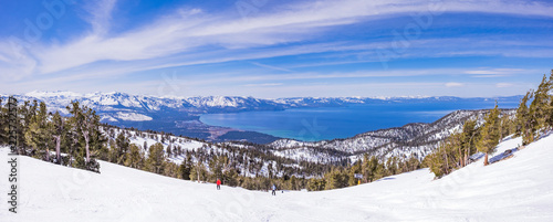 Lake Tahoe from Heavenly Resort - skiing - Activity all over - panoramic