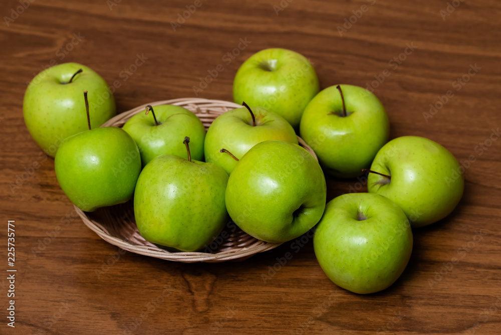 green apples green apples