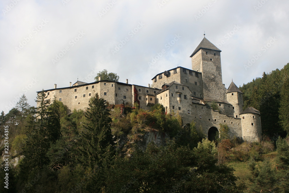 Burg Taufers, Castel Taufers