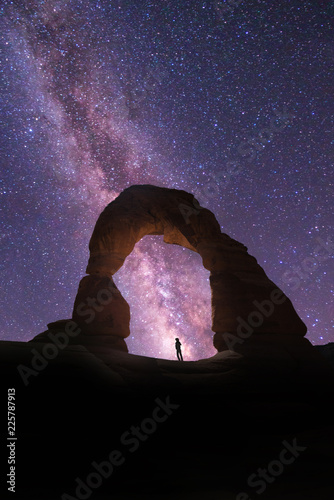 Fototapeta Delicate Arch with the Milky Way in the Background in Arches National Park