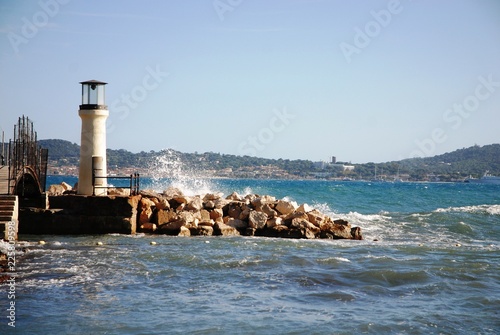 Bord de mer entre Sainte-Maxime et Saint-Raphaël  (Var- Midi de la France)