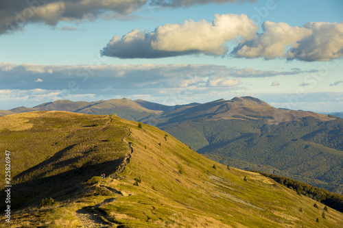 Fototapeta Naklejka Na Ścianę i Meble -  Bieszczady Mountains - Połonina Caryńska i Tarnica  
