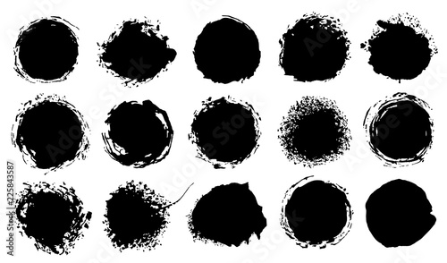 Hand drawn ink grunge circl...