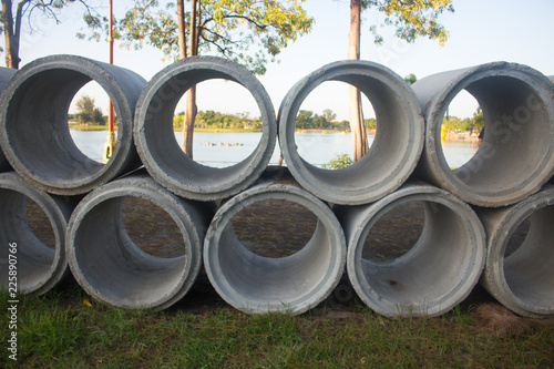 Pattern of pipe of cement for building trade