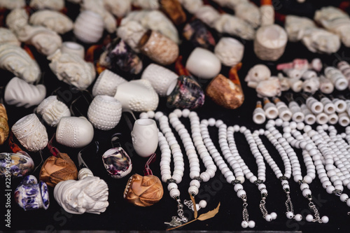 Valokuva Handcrafted Meerschaum Trinkets in Various Forms