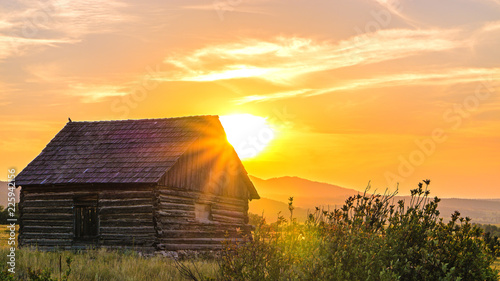 Fotografi Sunset Hills Cabin