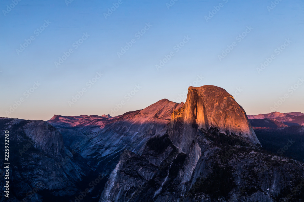 Fototapeta premium Sunset view from Glacier Point, Yosemite National Park, USA