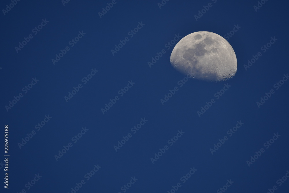 Moon on 2018-04-24 Moon on 2018-04-24