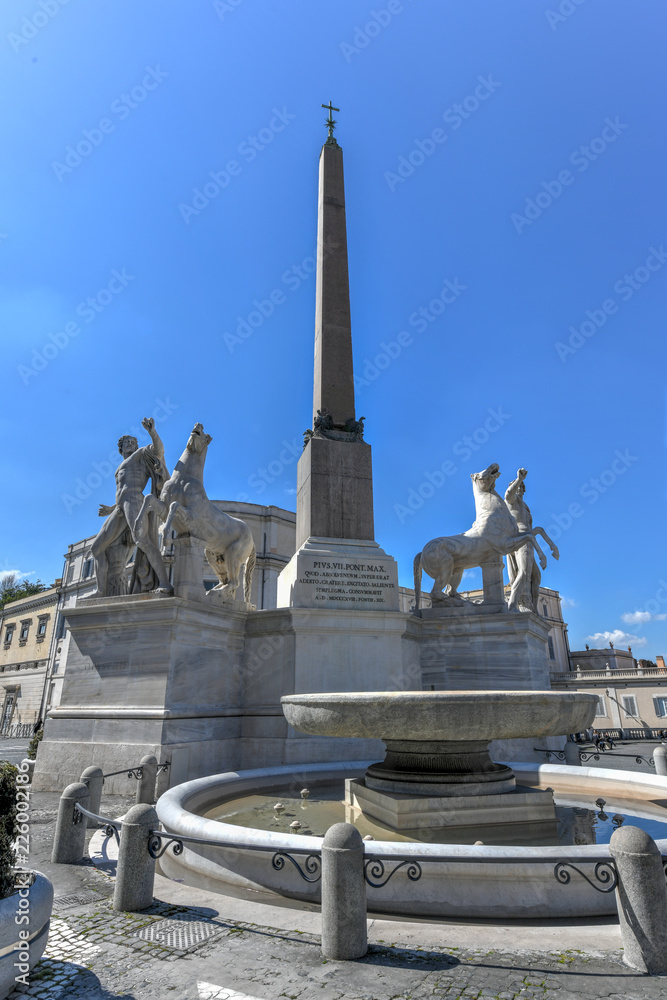Fototapeta premium Dioscuri Fountain - Rome, Italy