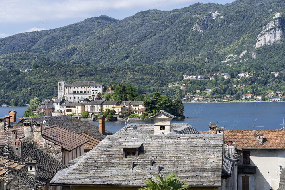 Obraz premium View of Orta and its lake