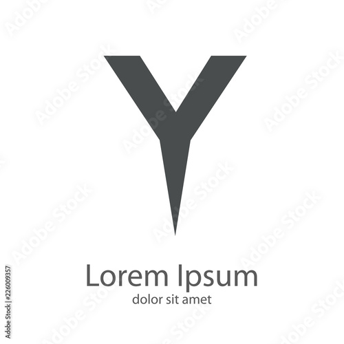 Letra Y con forma de triangulo gris