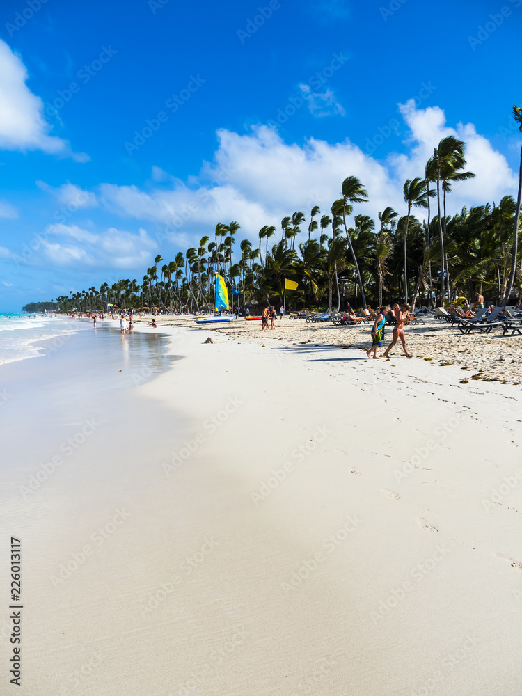 Karibik, große Antillen,  Dominikanische Republik, Region Punta Cana  Strand bei Ounta Cana; Playa del Cortecito