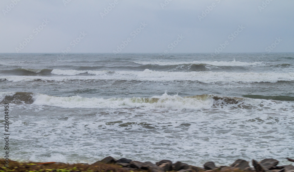 Waves at the western coast of Sri Lanka