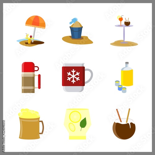9 drink icon. Vector illustration drink set. cocktail bar and summer cafe icons for drink works