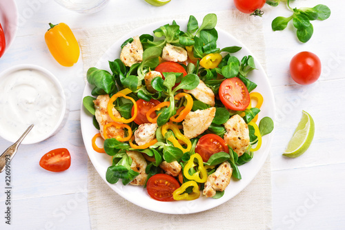 Vegetable salad with chicken meat