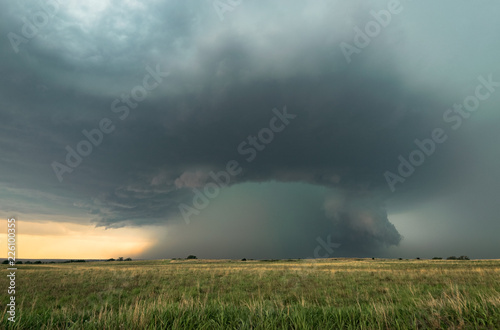High precipitation supercell with a green core over the Great Plains in Oklahoma