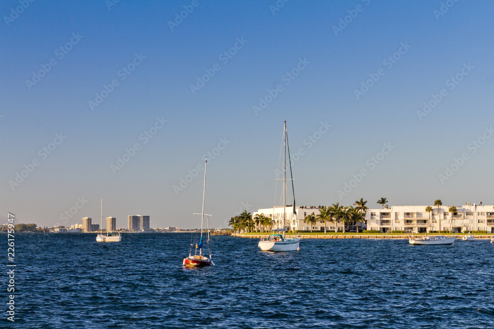 Obraz premium Waterfront buildings in West Palm Beach, Florida